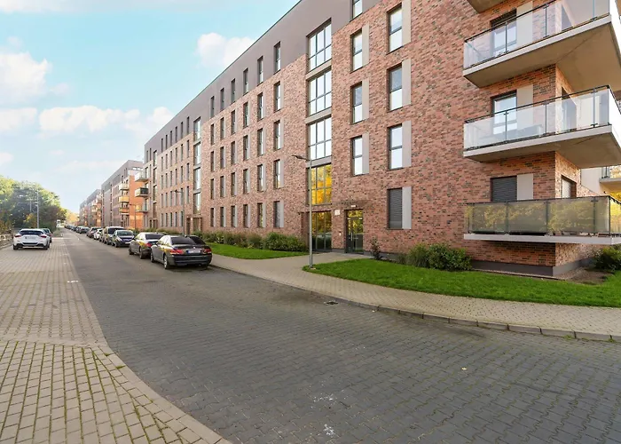 Апартаменты Spacious In With Desks And Parking By Renters *